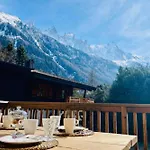 Cosy Chalet With Views Of Mont Blanc *