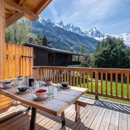 Sublime Semi Detached Facing The Mont Blanc *