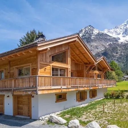 Sublime Semi Detached Facing The Mont Blanc Chalet Chamonix