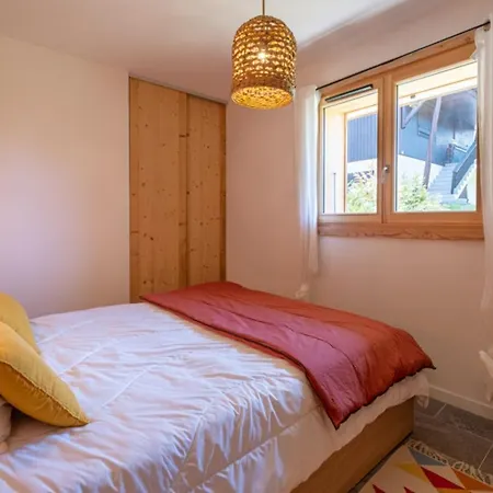 Sublime Semi Detached Facing The Mont Blanc Chalet *